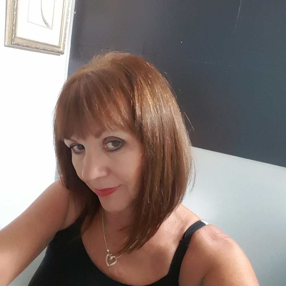 Meet your Posher, Joanie